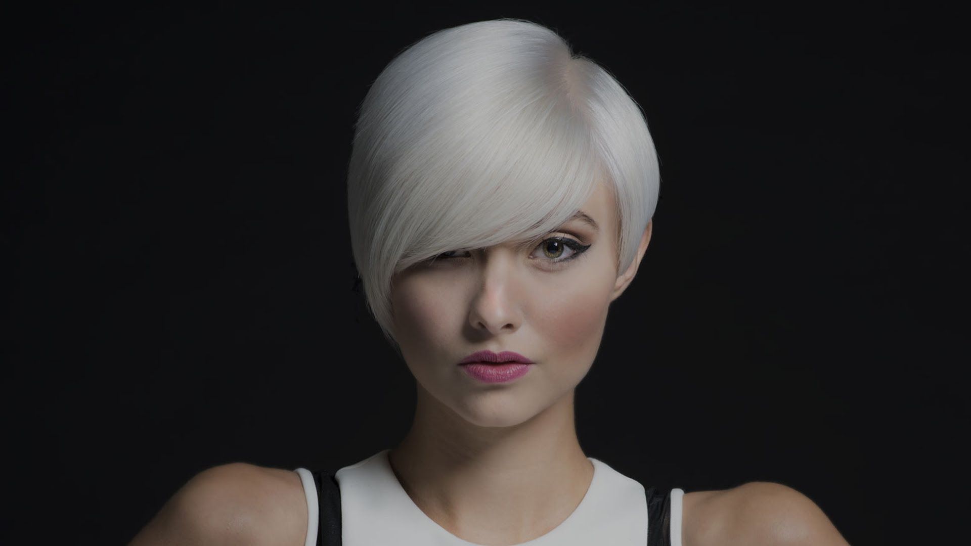Create An Eye-Catching Look With A Short Blue Cut Create An Eye-Catching Look With A Short Blue Cut